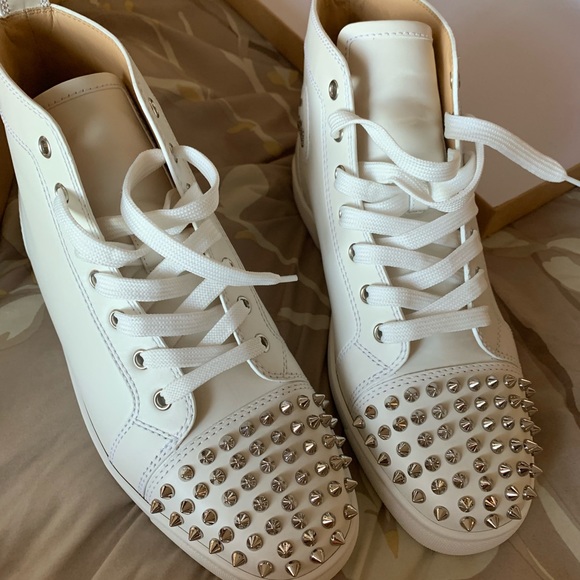 Shoes - Picture 3 of 5